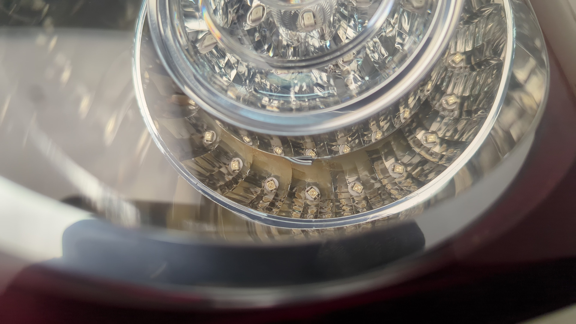 Фонарь задний правый