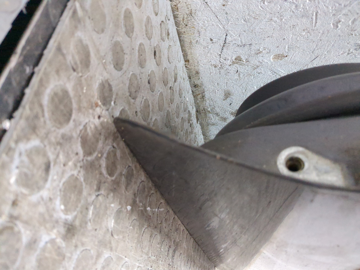 Дверь передняя левая