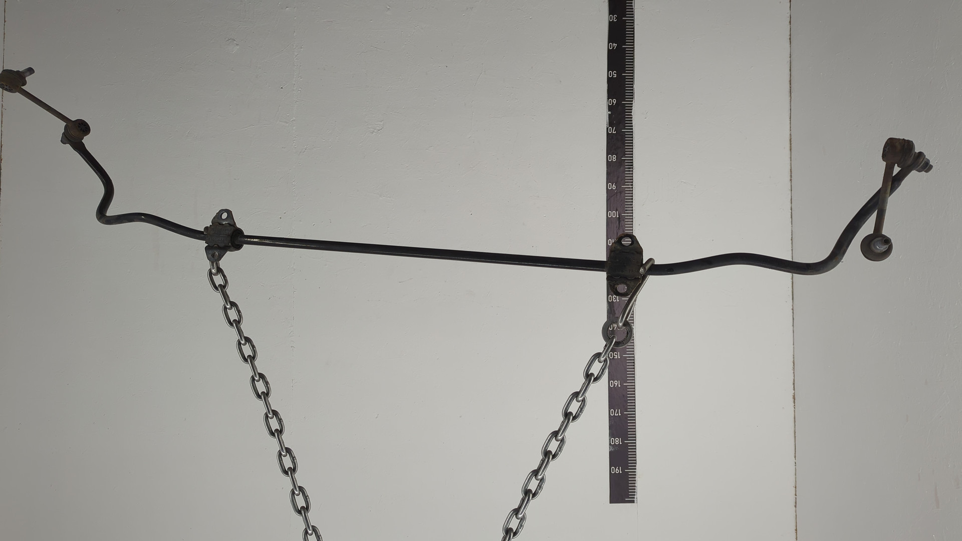 Стабилизатор задний