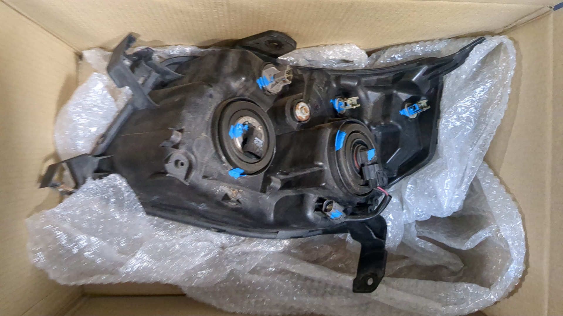 Фара правая