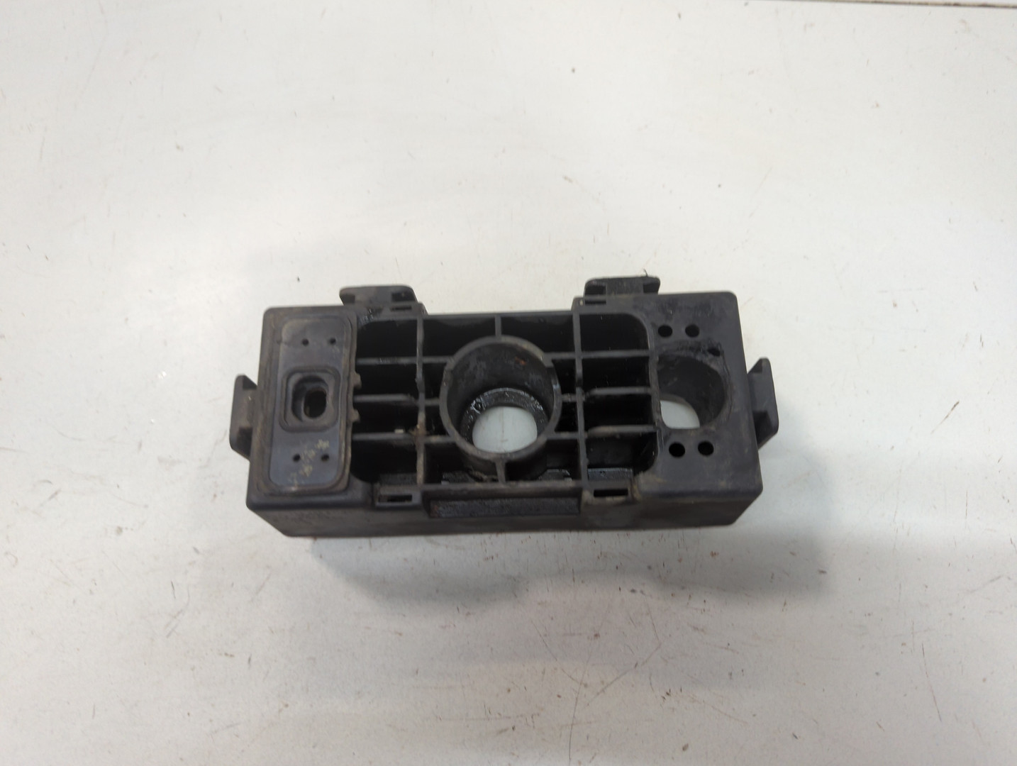 Заглушка поддомкратника