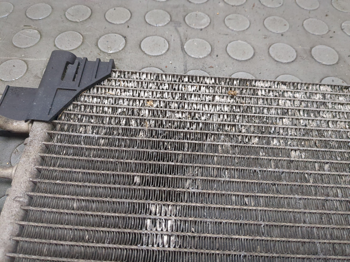 Радиатор кондиционера / конденсер