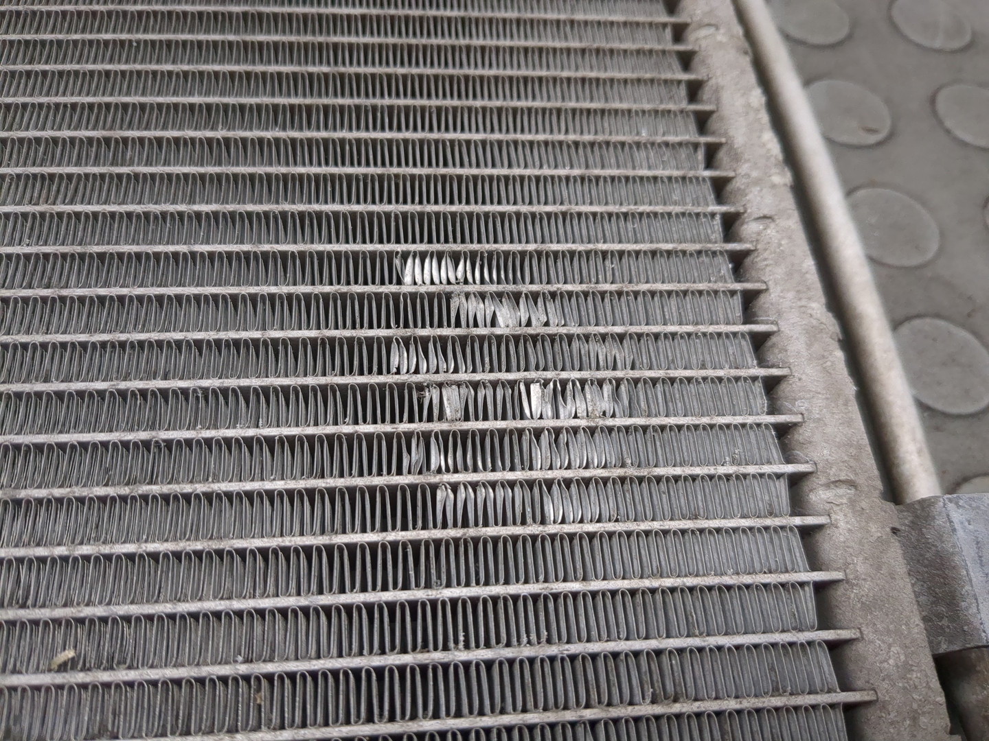 Радиатор кондиционера / конденсер