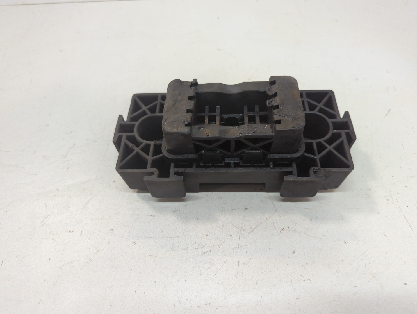 Заглушка поддомкратника