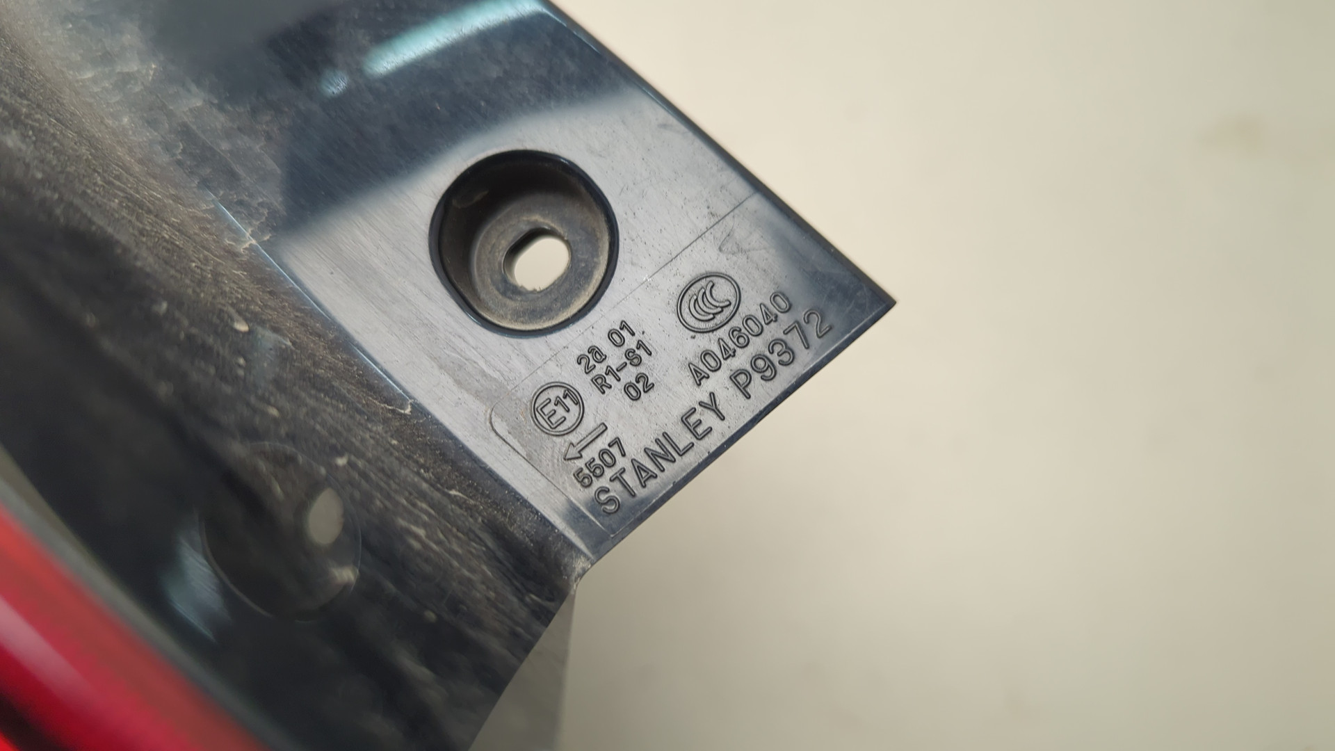 Фонарь задний левый