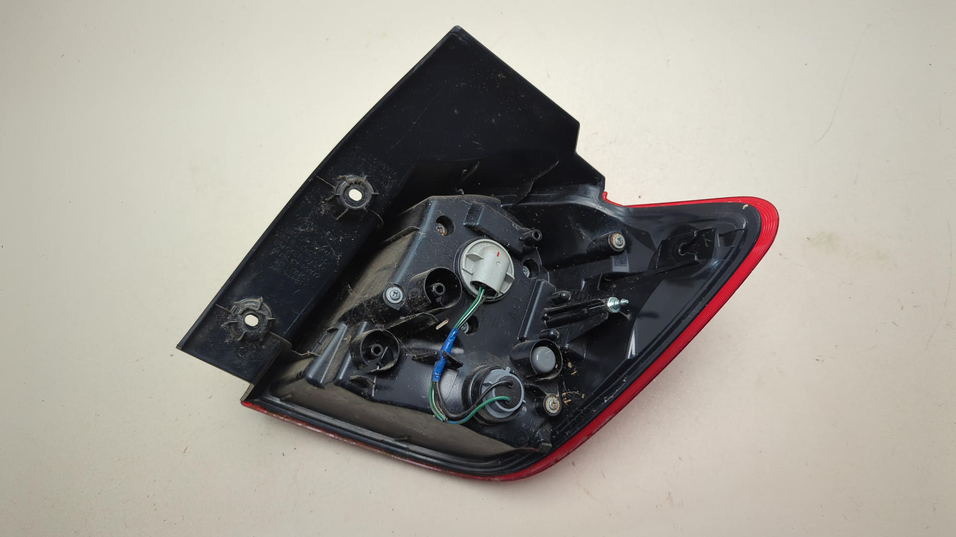 Фонарь задний левый