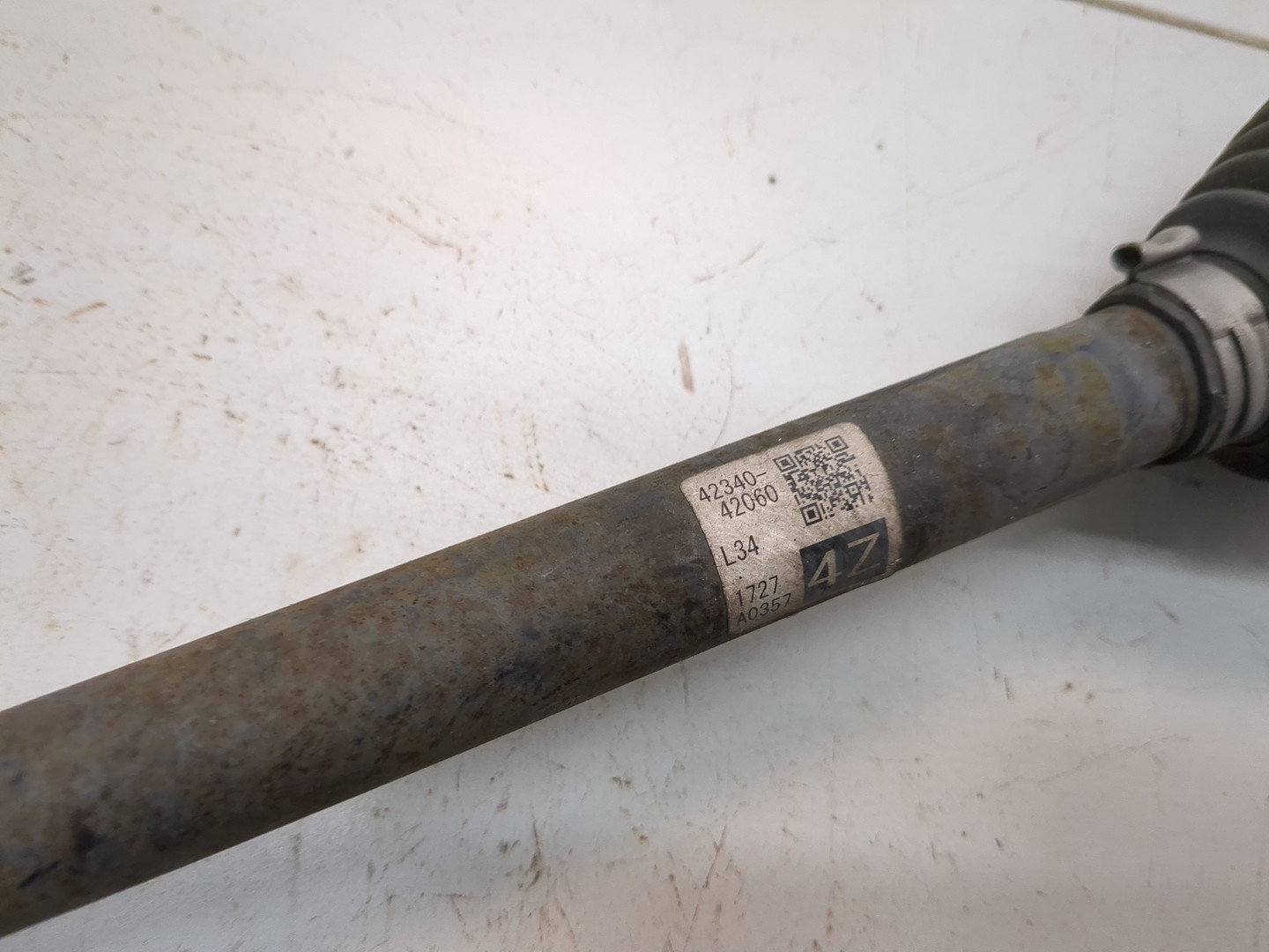 Полуось задняя левая