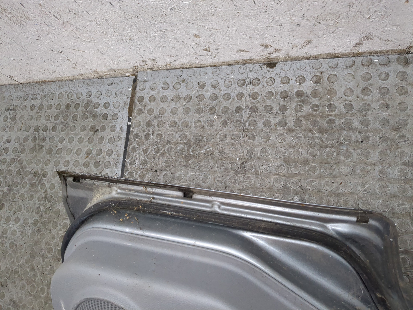 Дверь задняя левая