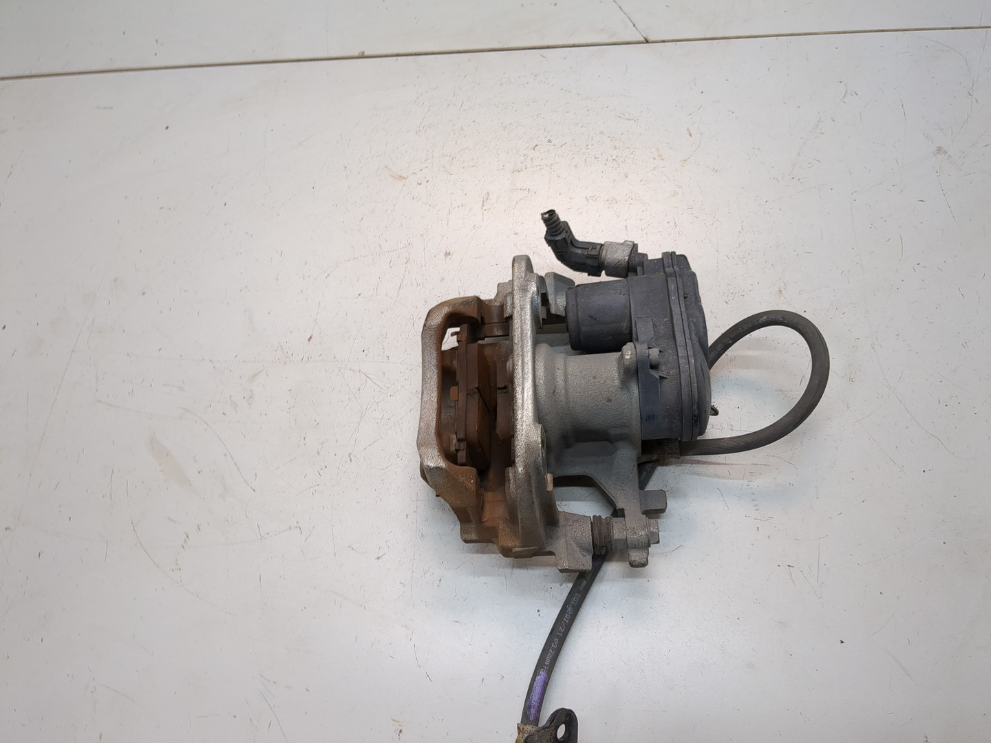 Суппорт задний правый