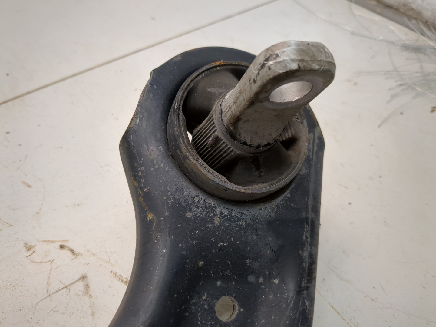 Рычаг задний правый