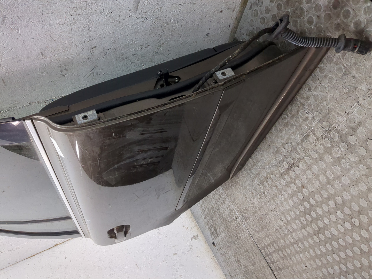 Дверь задняя правая