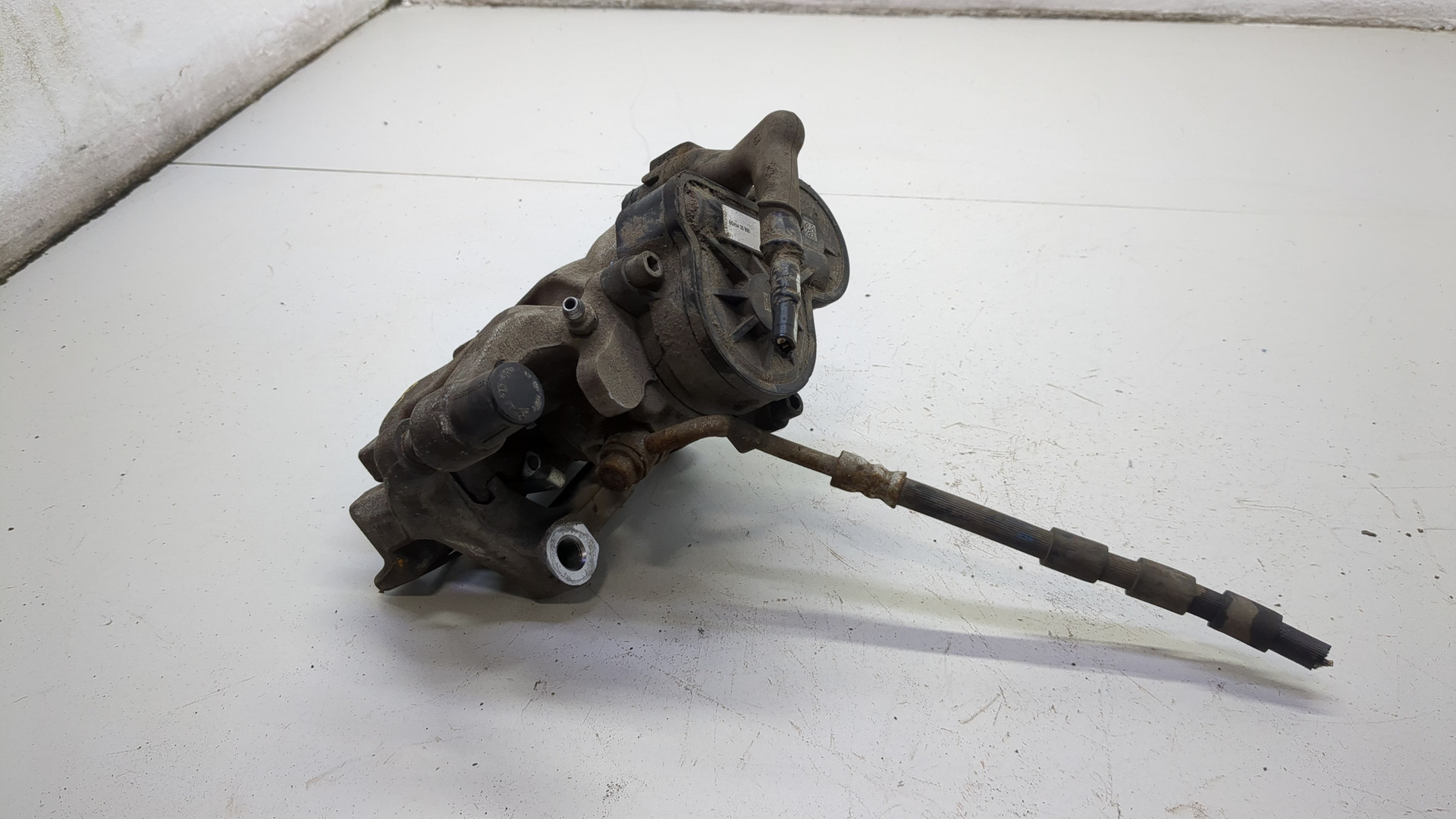 Суппорт задний левый