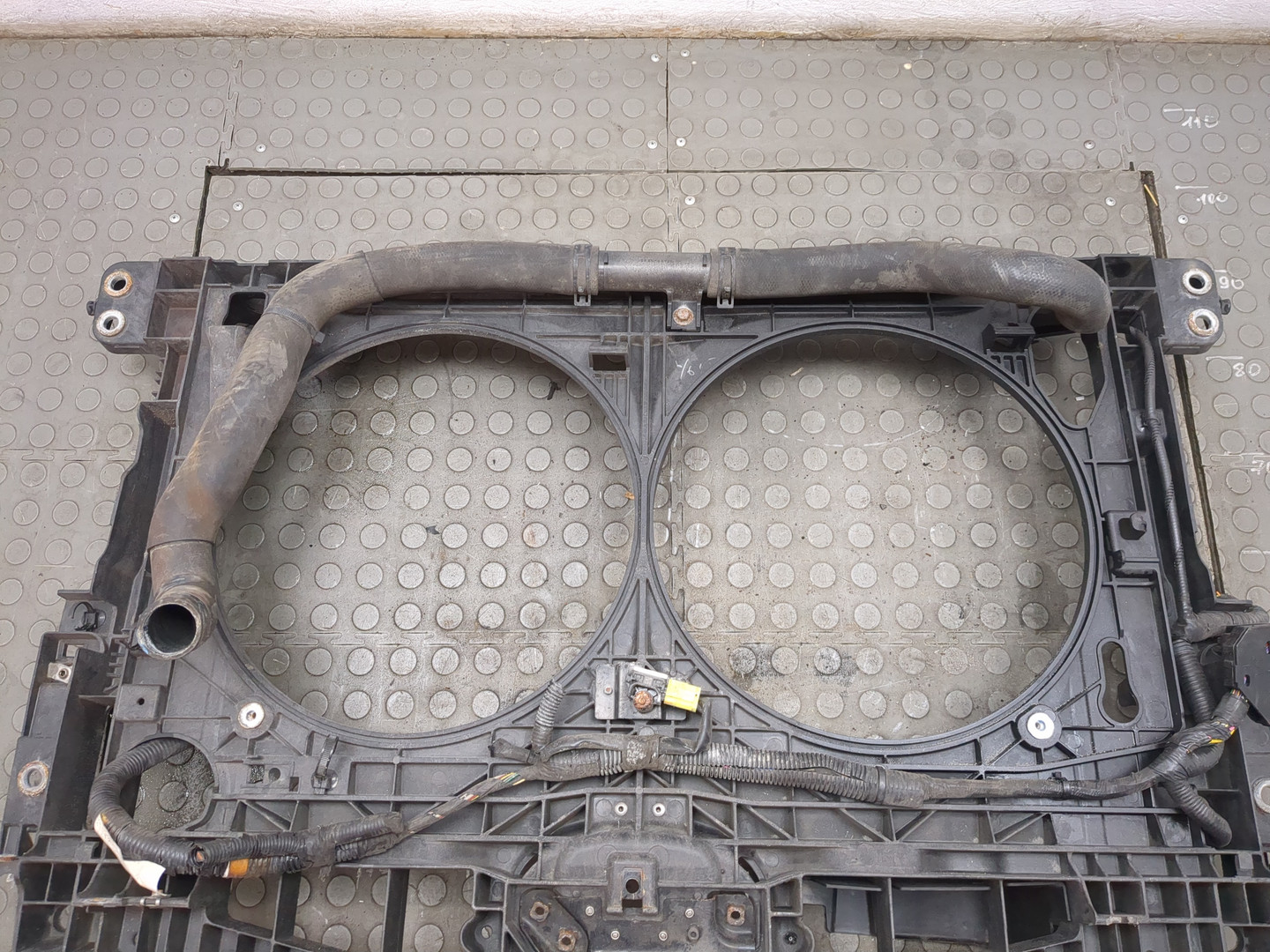 Панель передняя (телевизор)