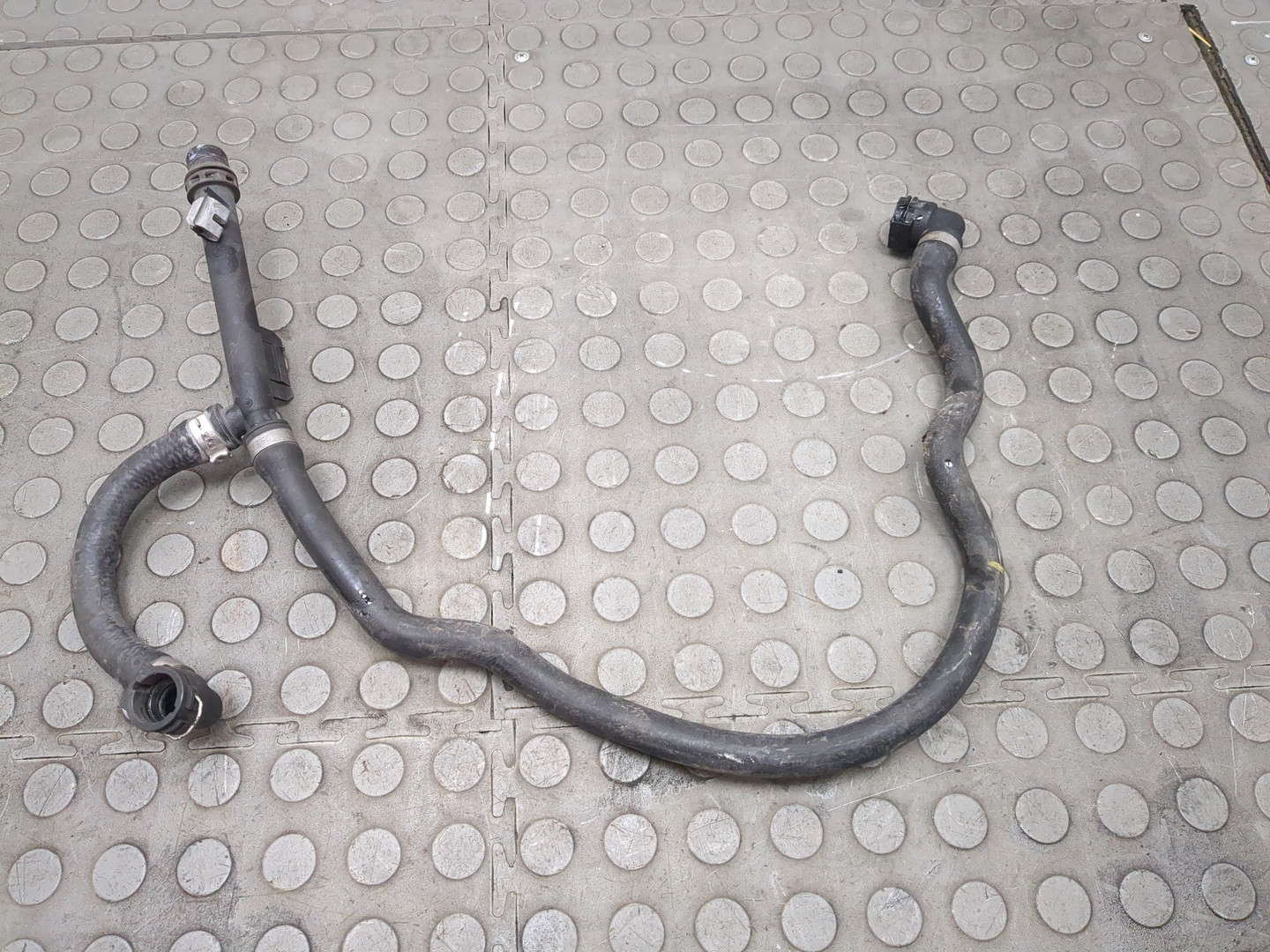 Шланг системы охлаждения