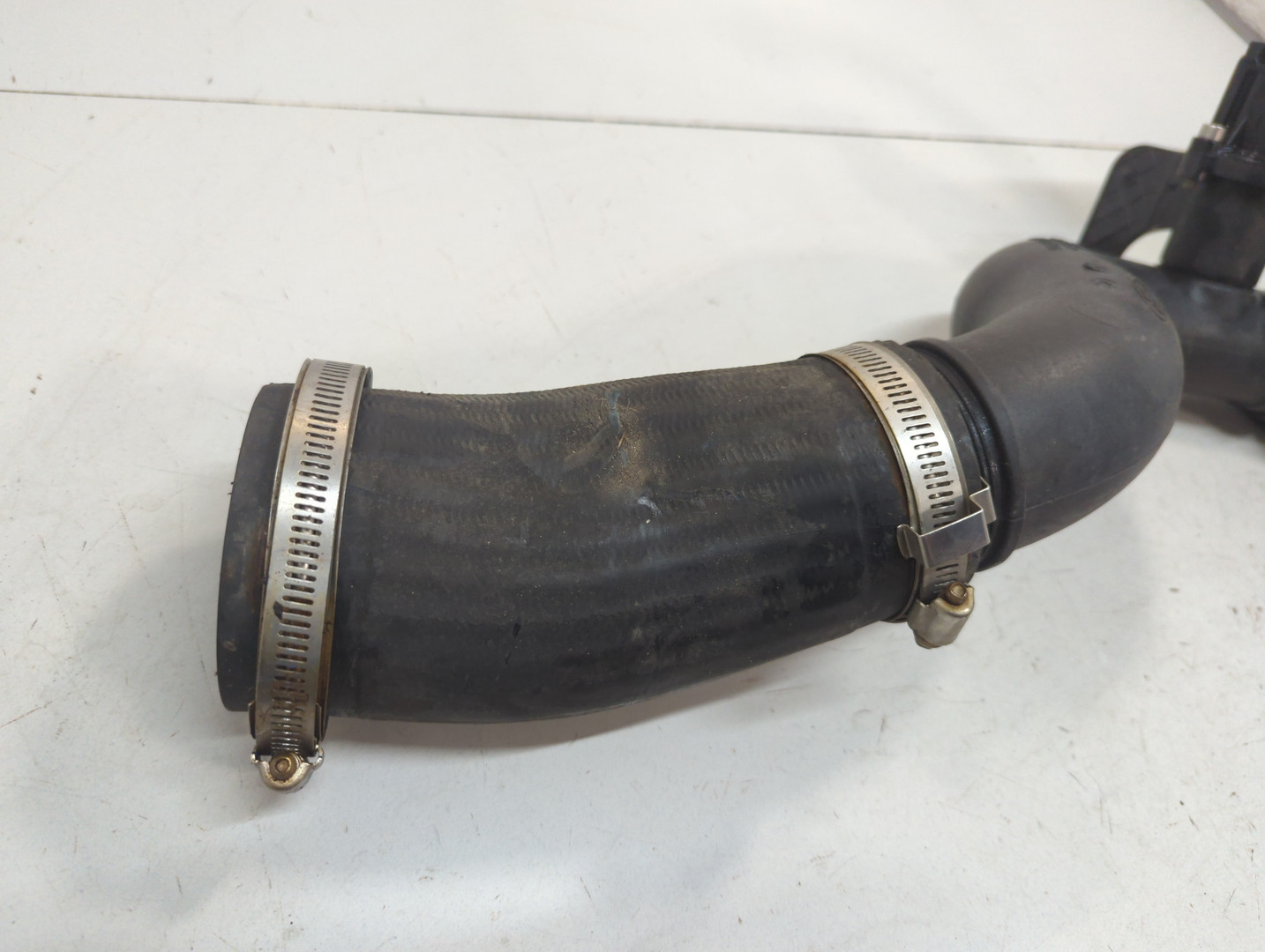 Патрубок интеркулера