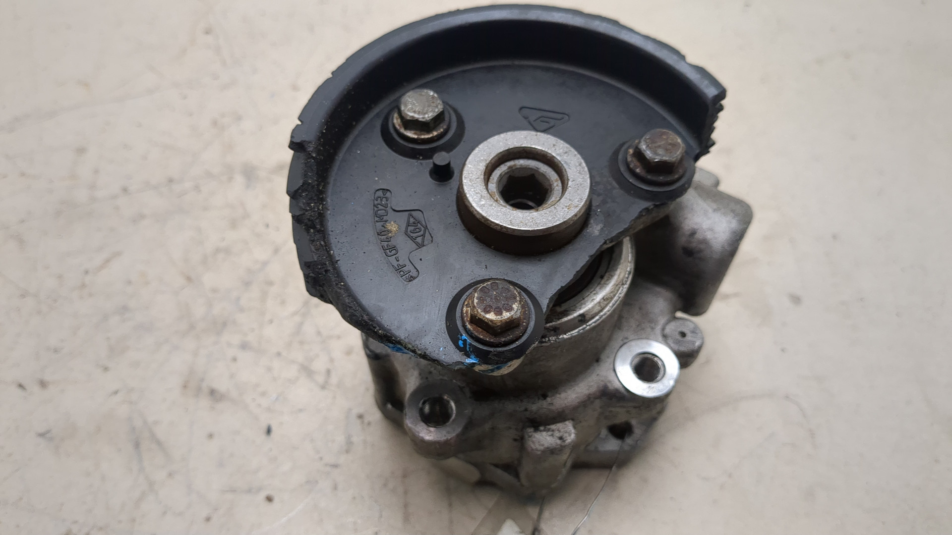 Насос ГУР (гидроусилитель руля)