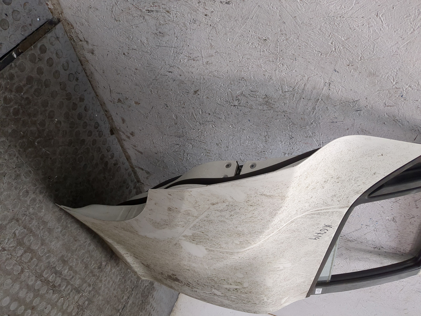 Дверь задняя правая