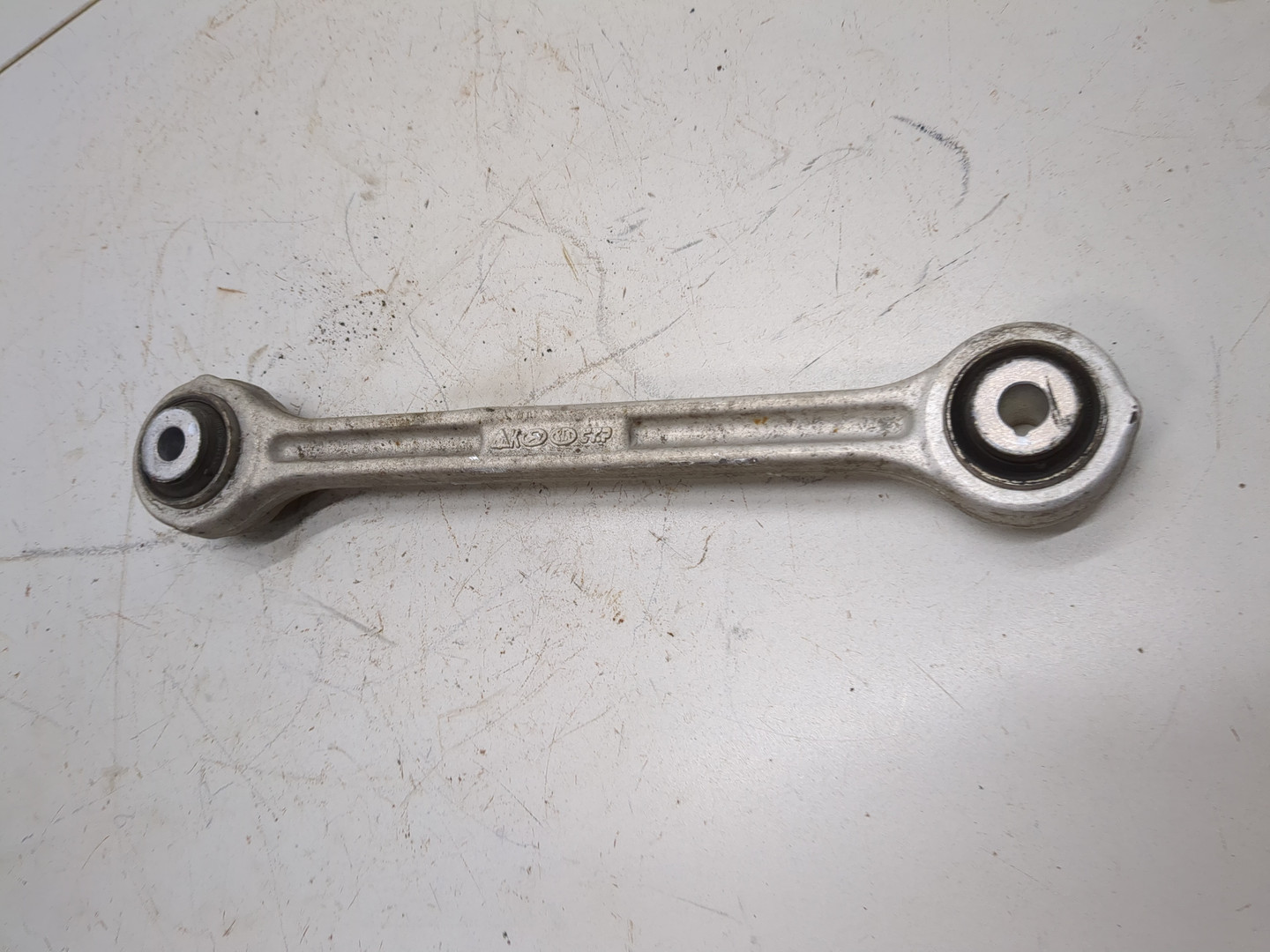 Рычаг задний