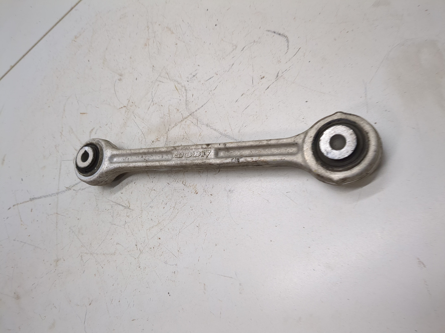 Рычаг задний