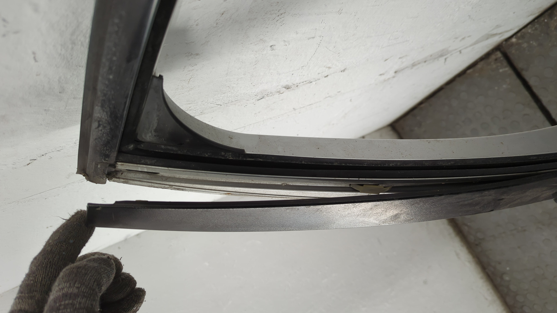 Дверь передняя правая