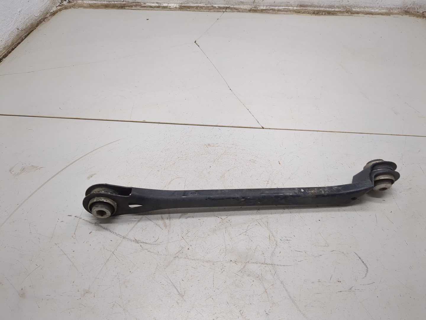 Рычаг задний