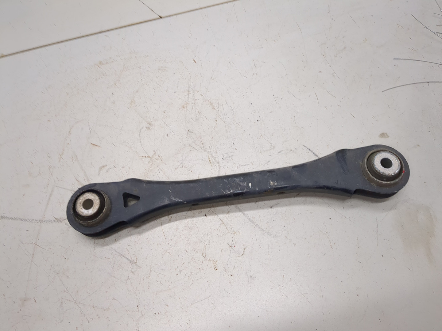 Рычаг задний