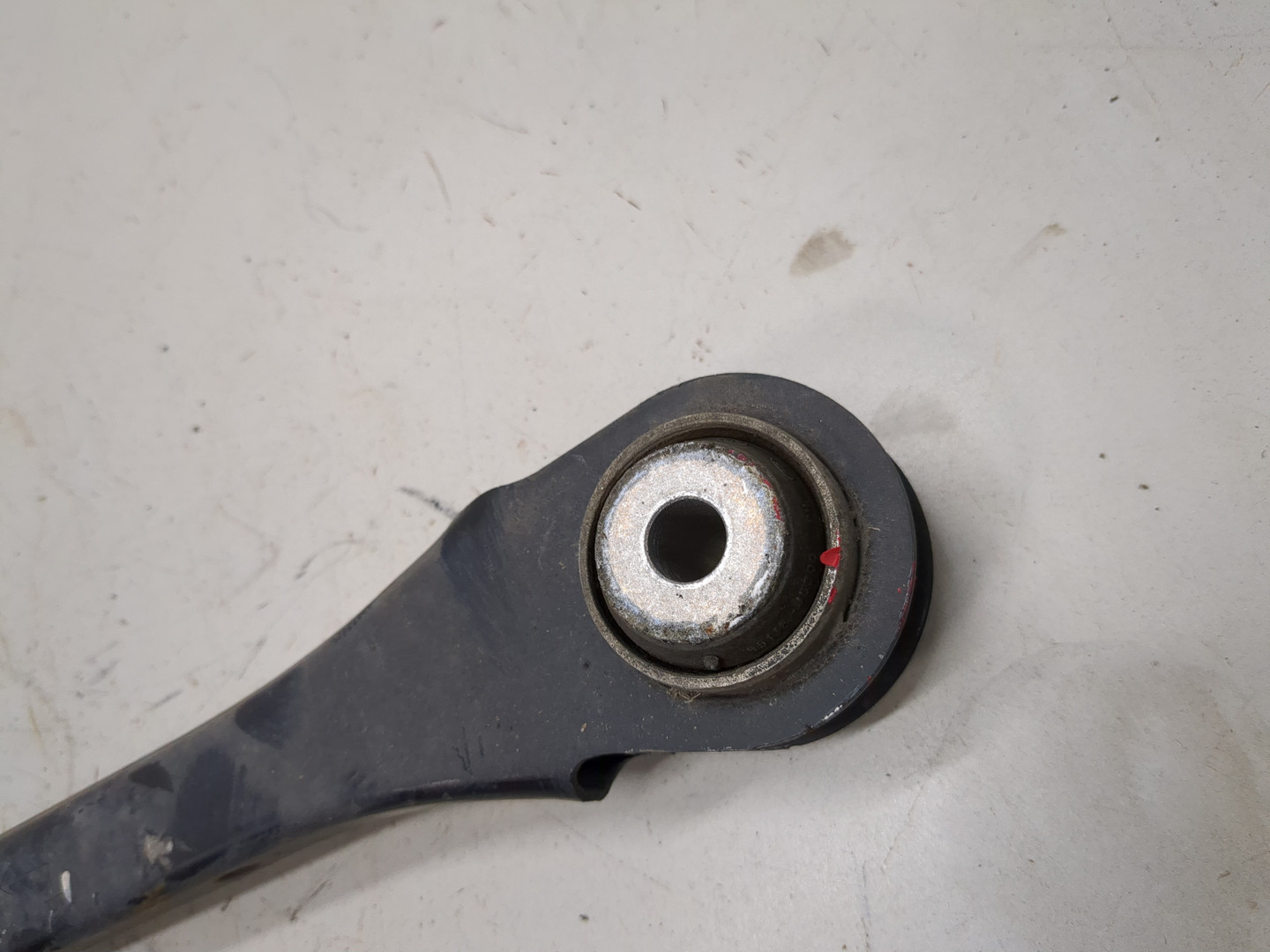 Рычаг задний