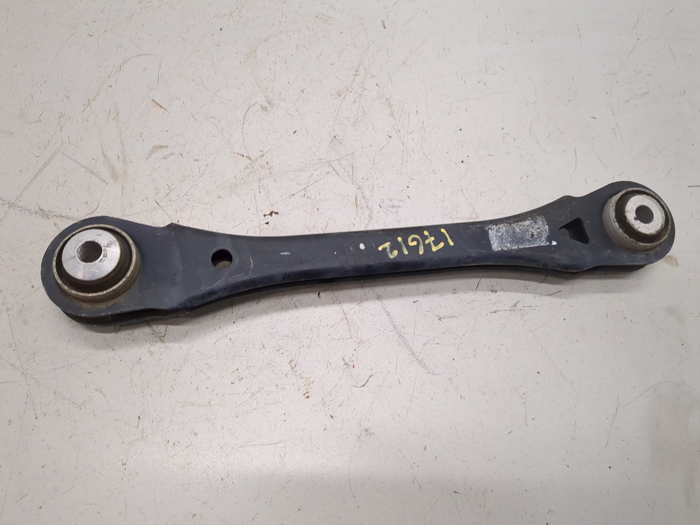 Рычаг задний