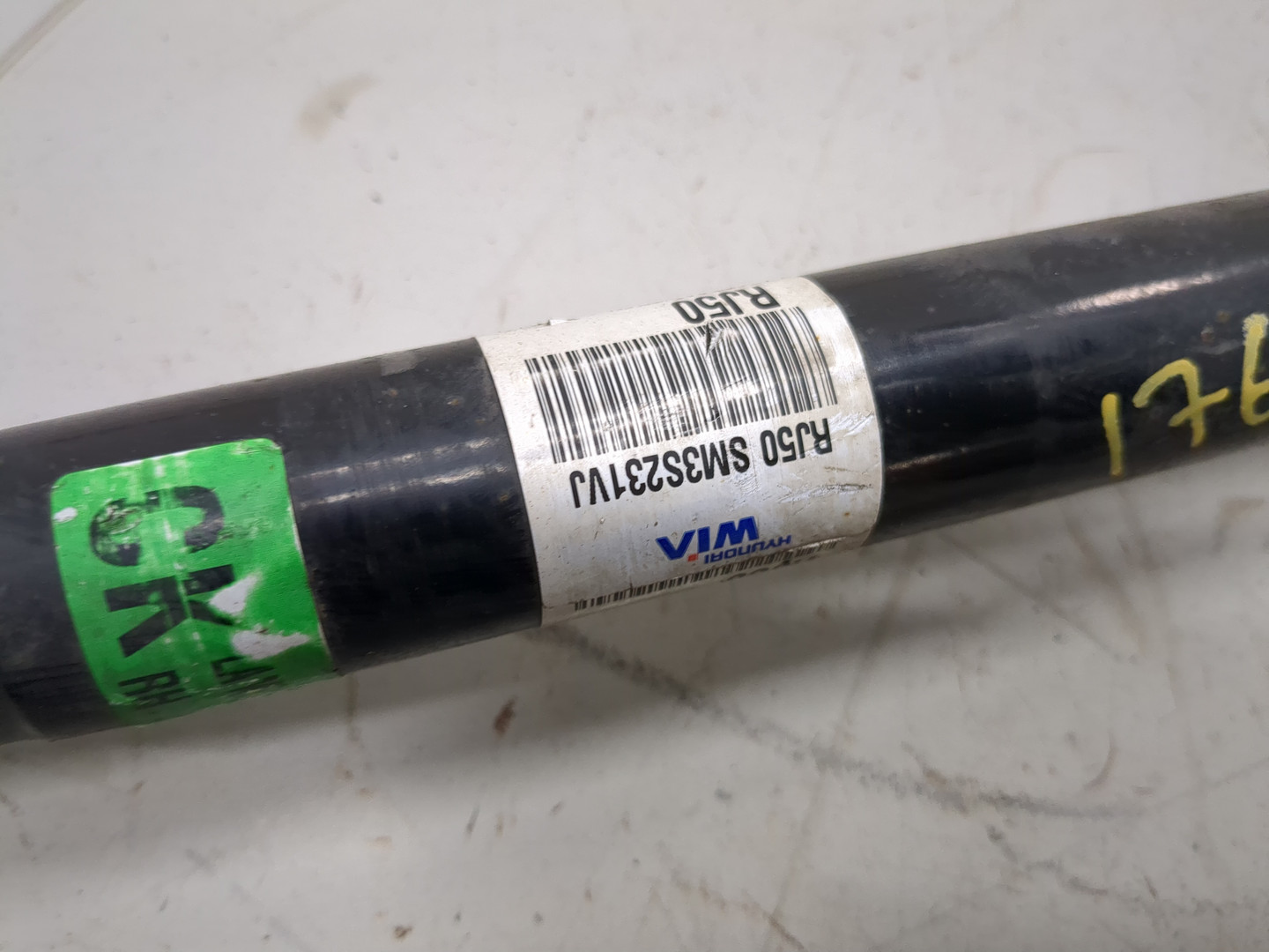 Полуось задняя правая