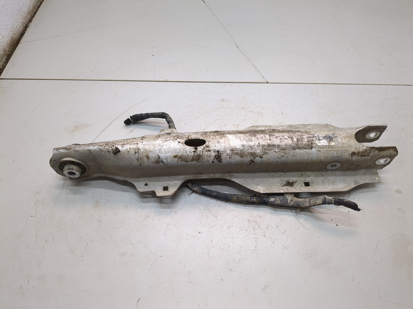 Рычаг задний