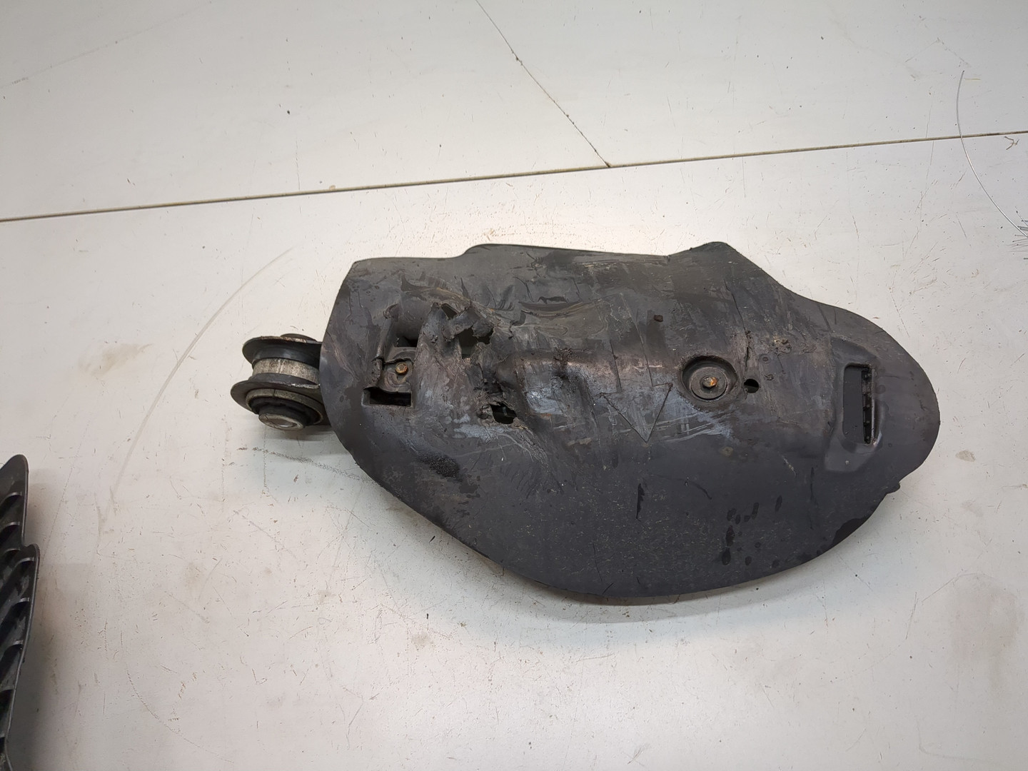 Рычаг задний