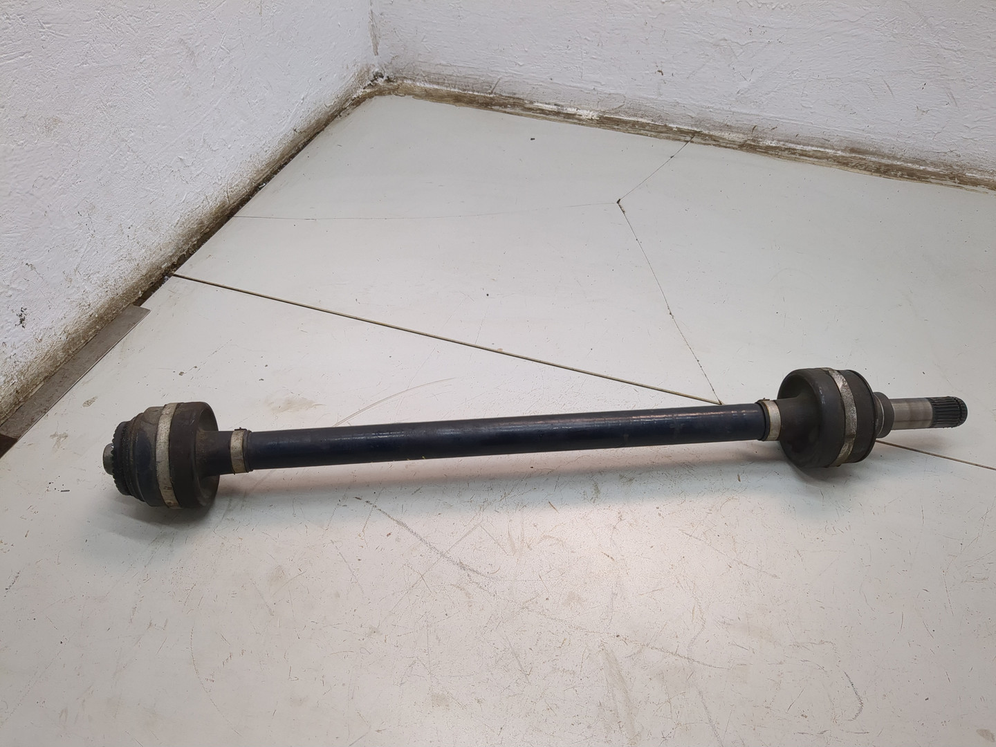 Полуось задняя правая