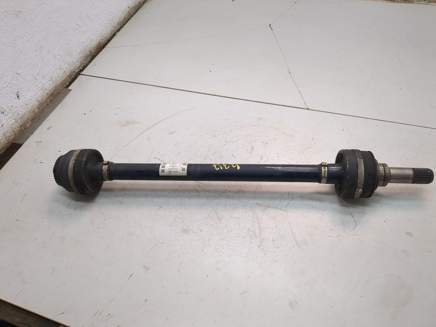 Полуось задняя левая