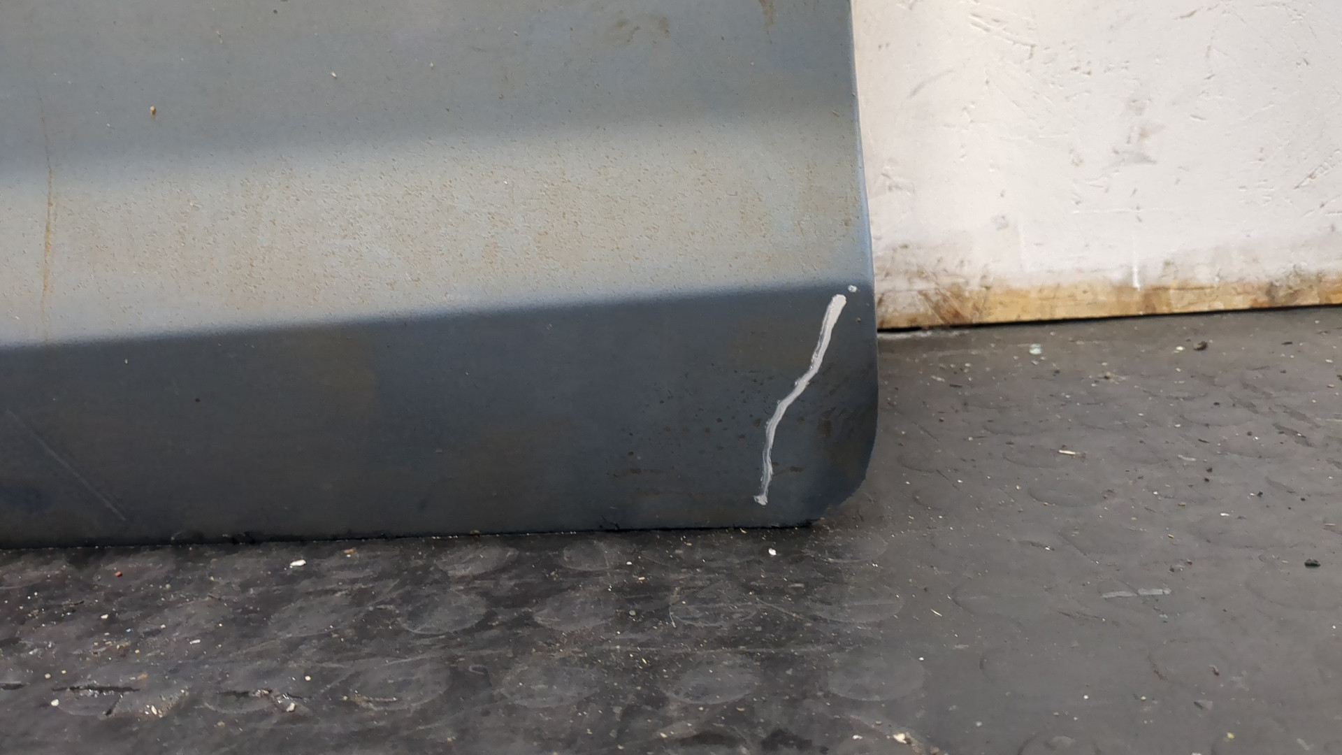 Дверь передняя левая