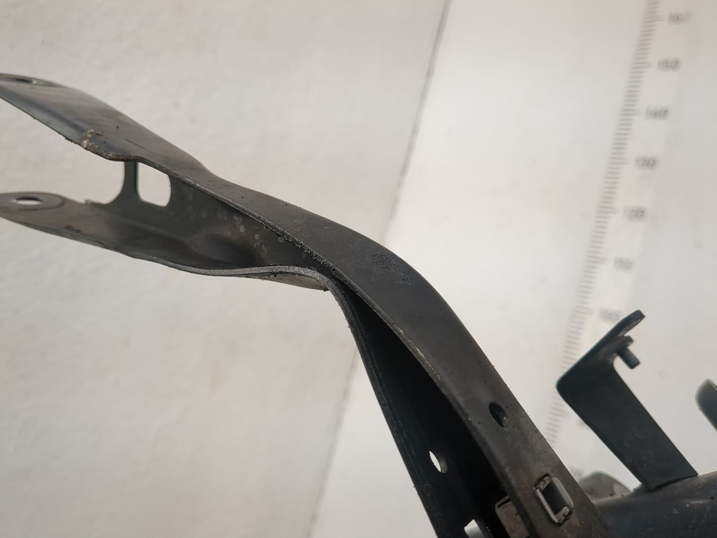 Балка задняя