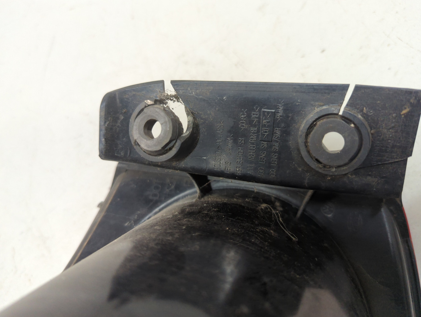 Фонарь задний правый