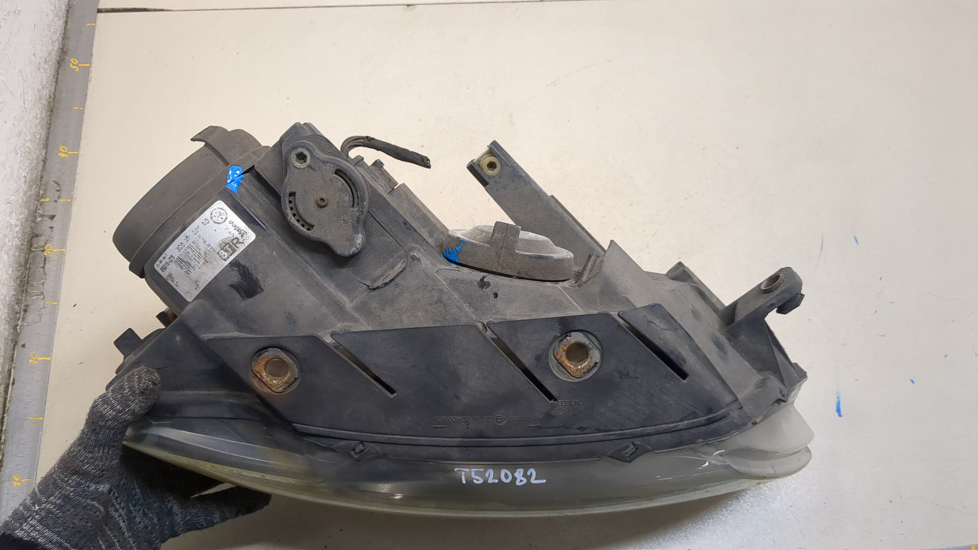 Фара правая