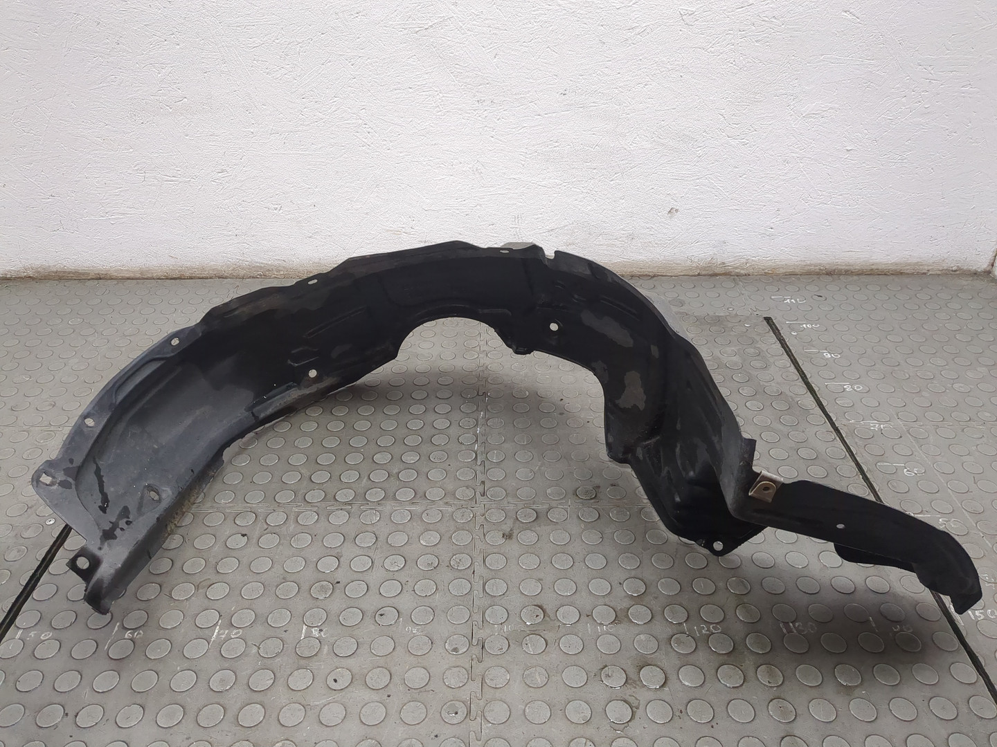 Локер передний правый