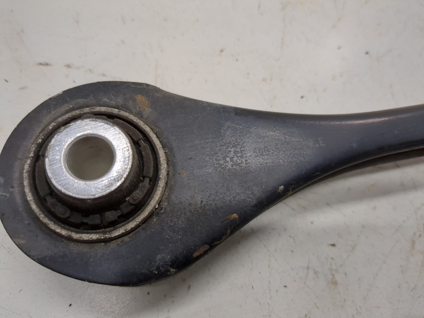 Рычаг задний левый