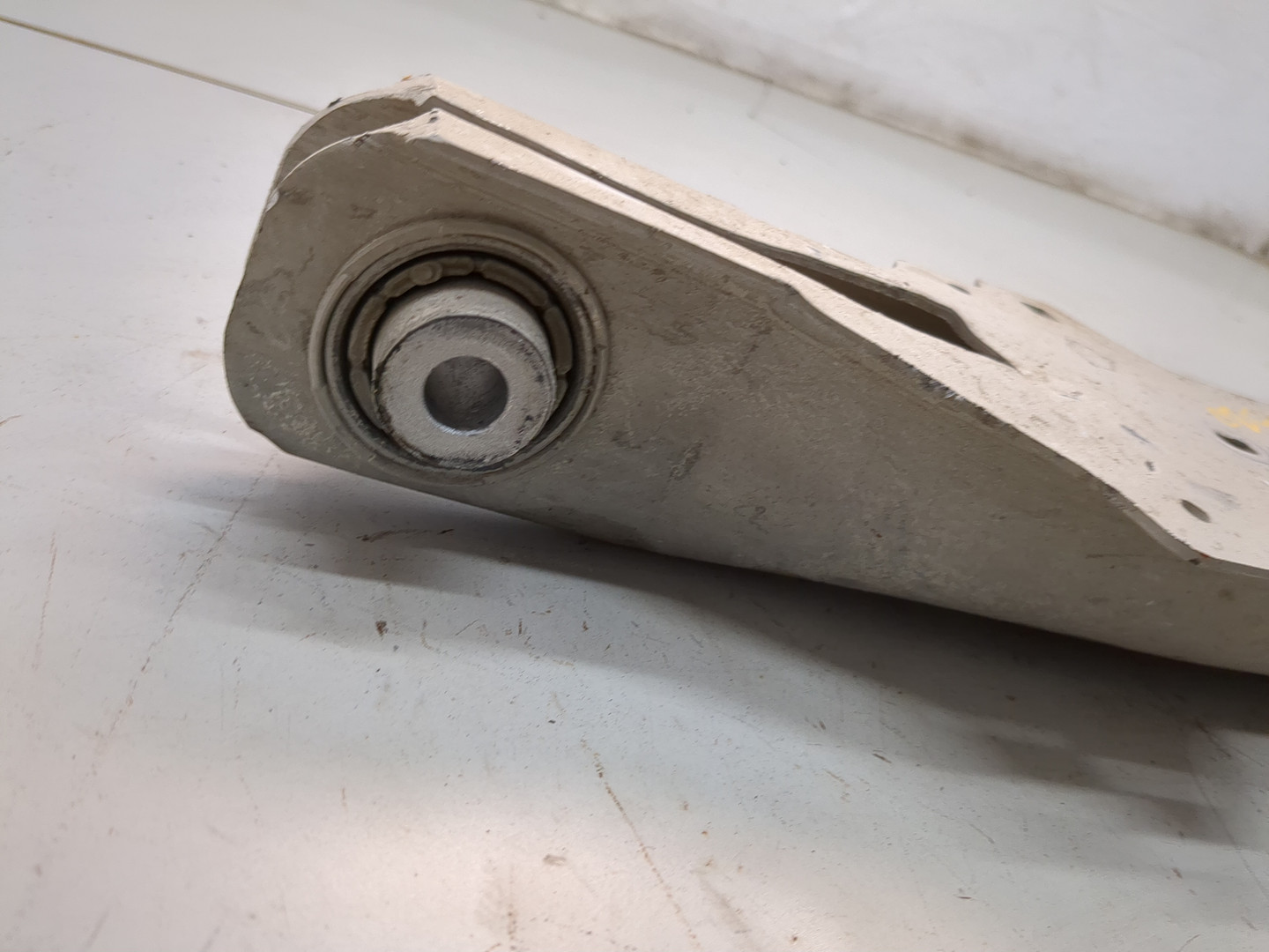 Рычаг задний