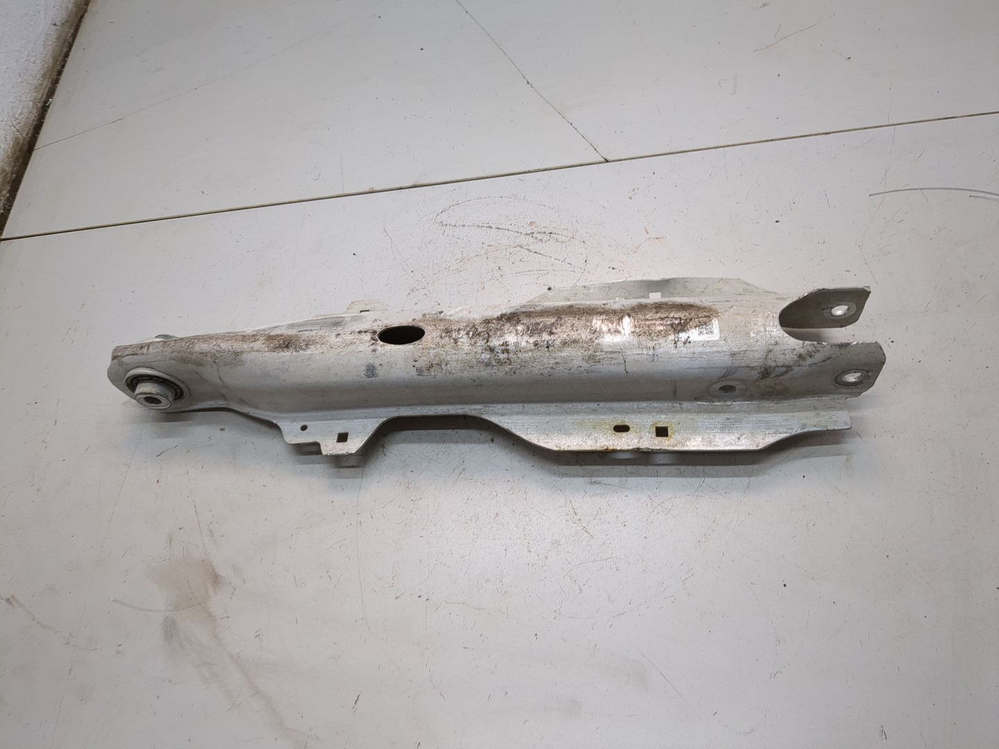 Рычаг задний