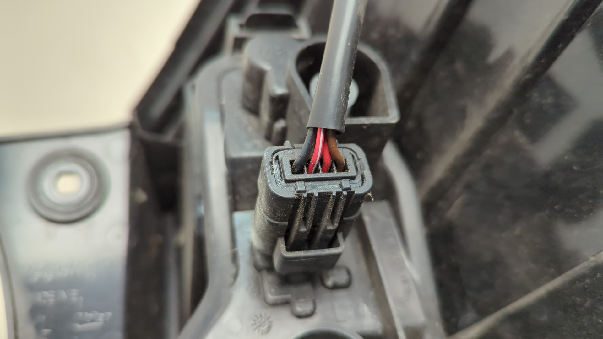 Фонарь задний левый