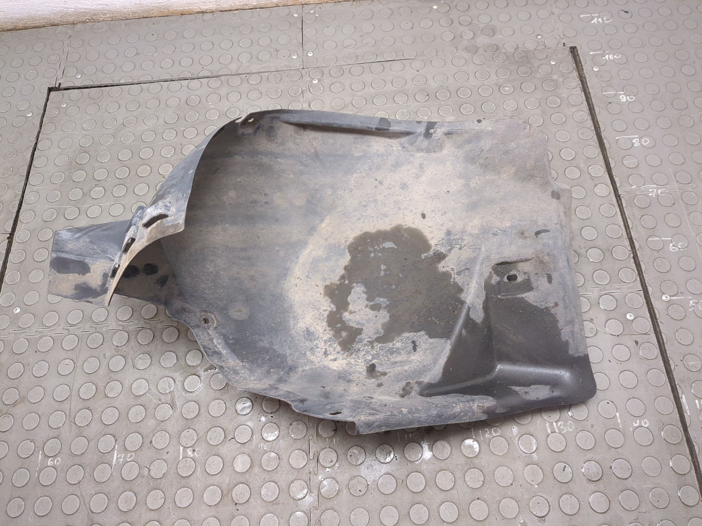 Локер передний левый