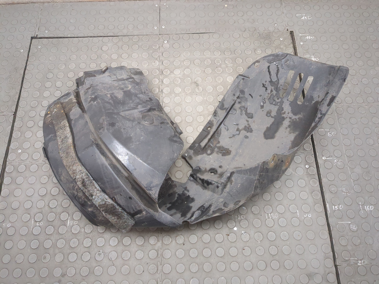 Локер передний правый