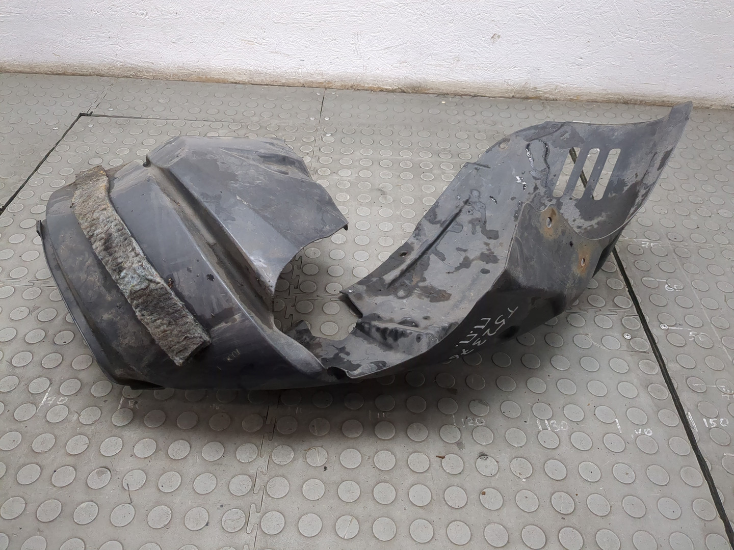 Локер передний правый