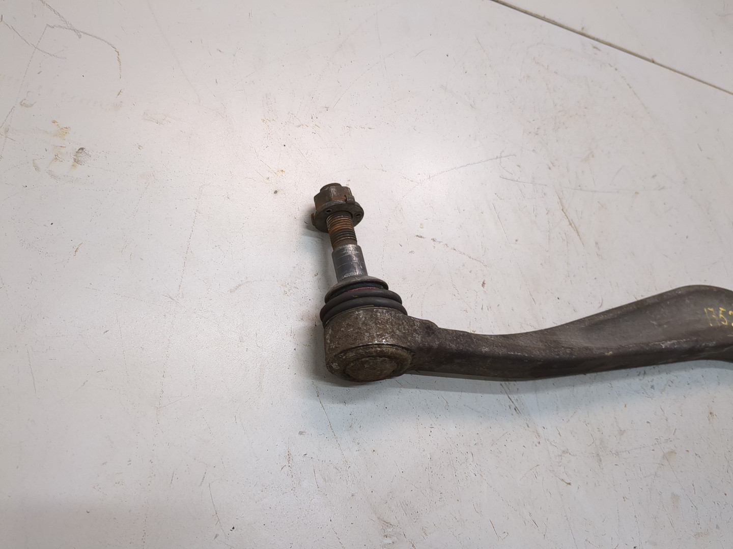 Рычаг задний левый