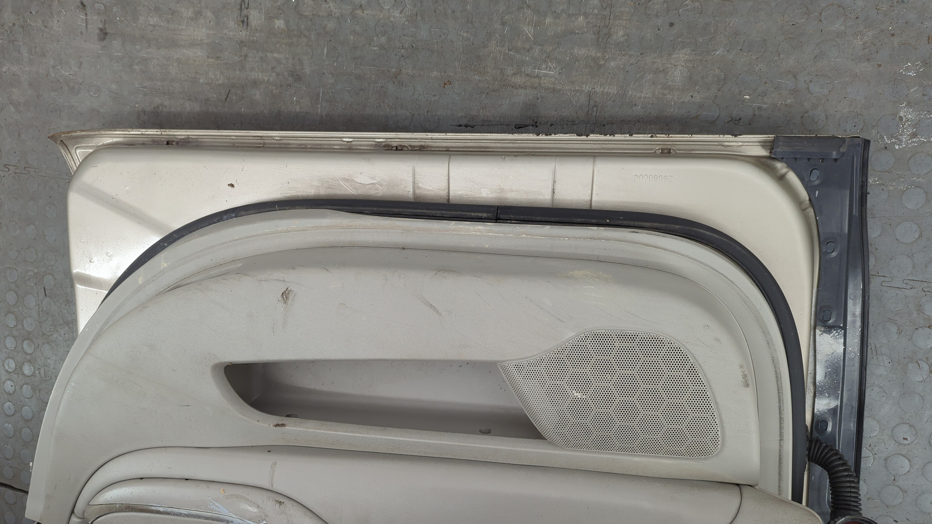 Дверь передняя правая