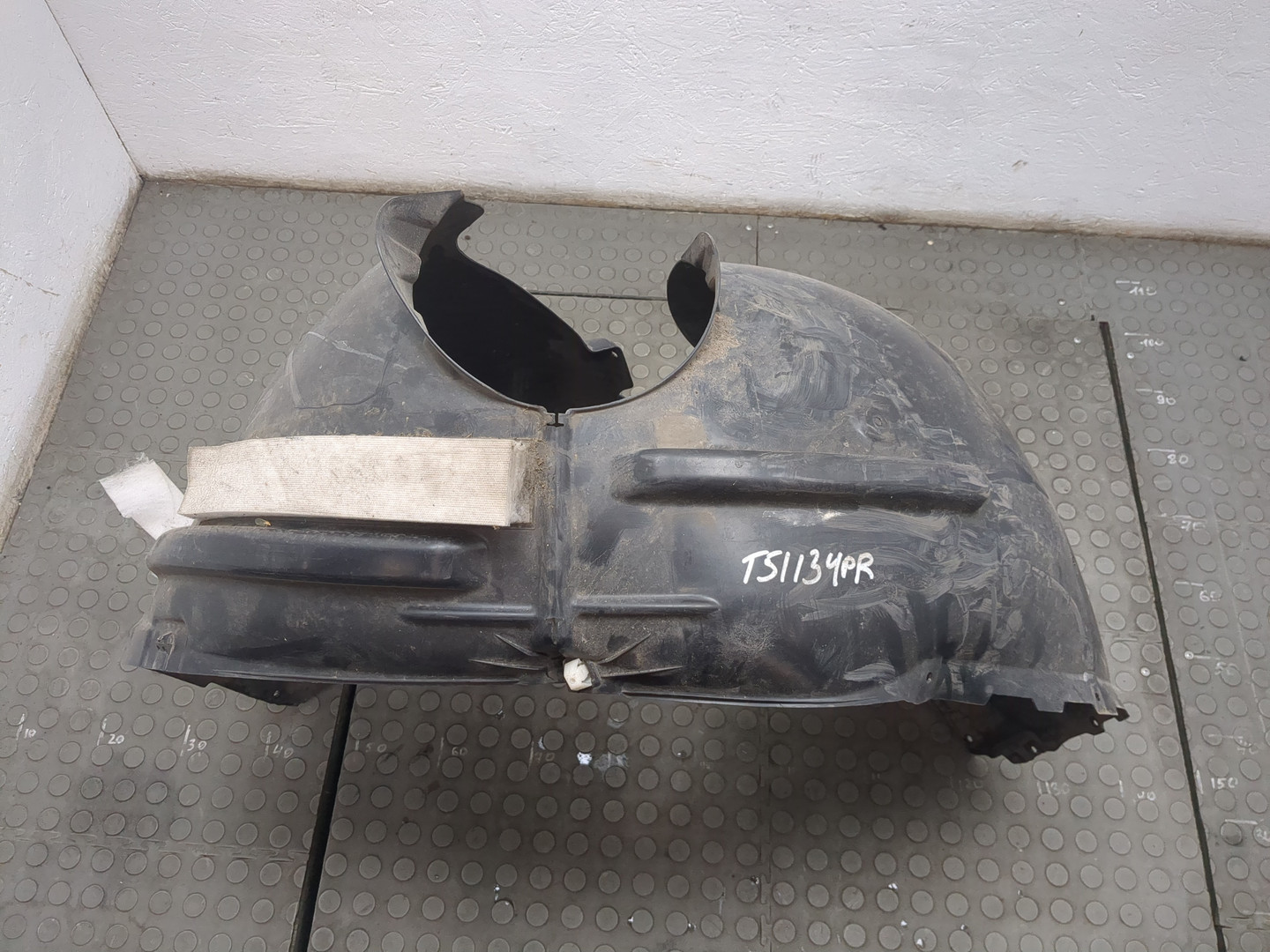 Локер передний правый