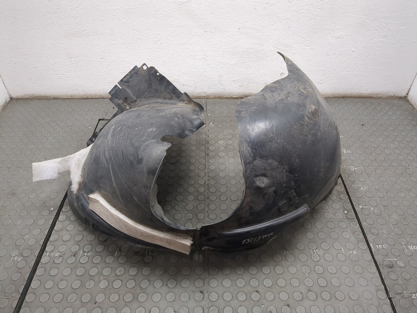 Локер передний правый