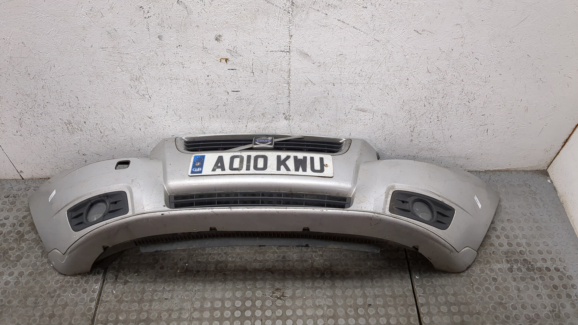 Бампер передний